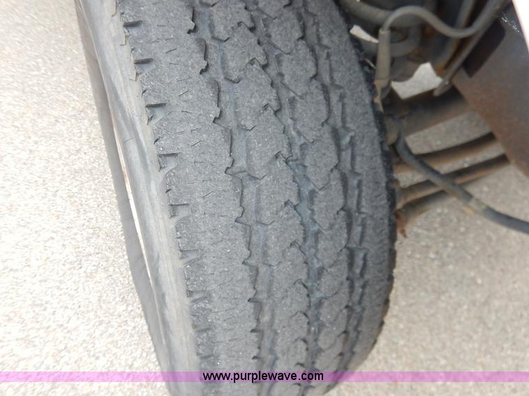 image for item K7499 2006 Ford F350 Super Duty XL SuperCab pickup truck