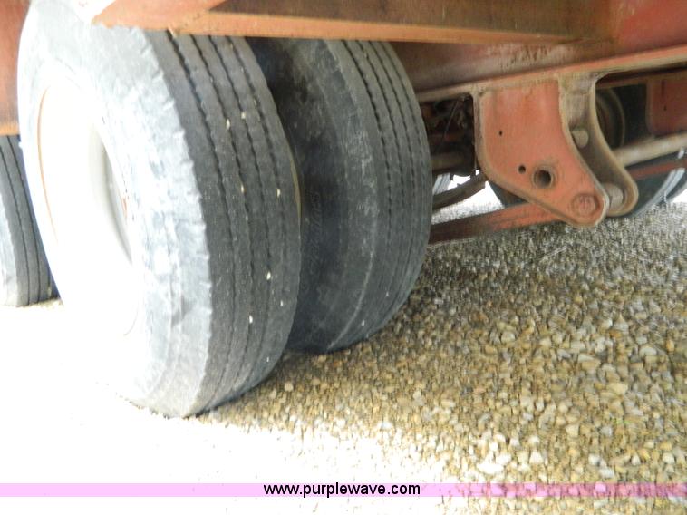 image for item K8093 1998 Belshe T10 equipment trailer