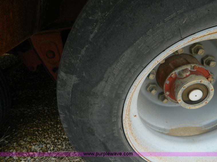 image for item K8093 1998 Belshe T10 equipment trailer