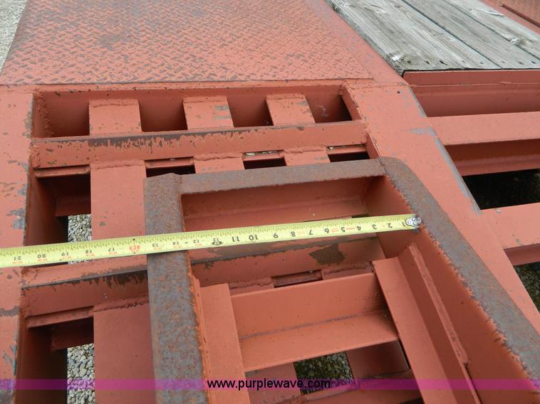 image for item K8093 1998 Belshe T10 equipment trailer