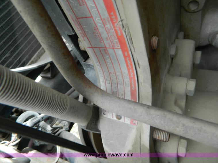 image for item K8094 1990 Freightliner semi truck