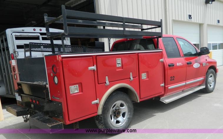 image for item K8095 2009 Dodge Ram 2500 Quad Cab utility truck