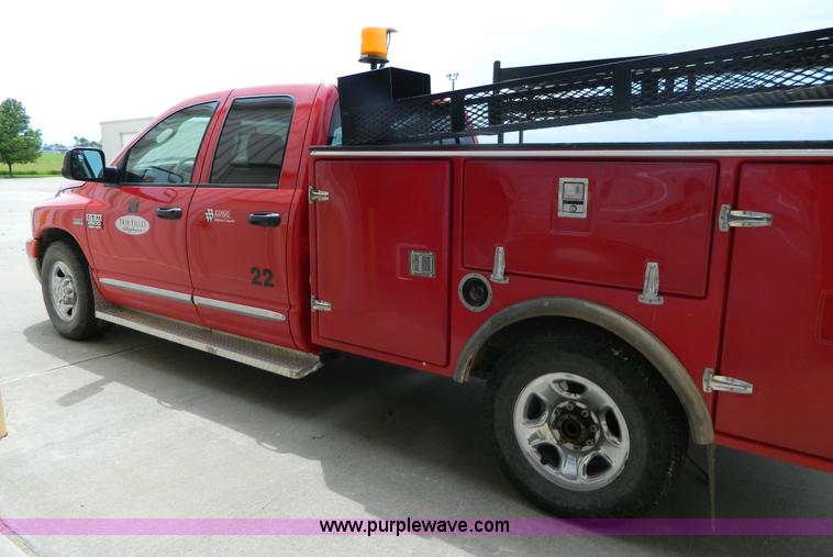 image for item K8095 2009 Dodge Ram 2500 Quad Cab utility truck