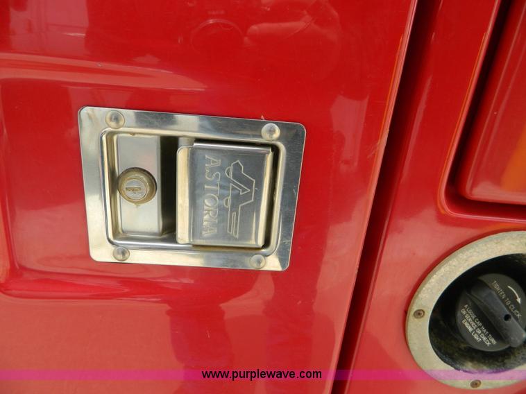 image for item K8095 2009 Dodge Ram 2500 Quad Cab utility truck