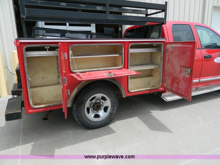 image for item K8095 2009 Dodge Ram 2500 Quad Cab utility truck
