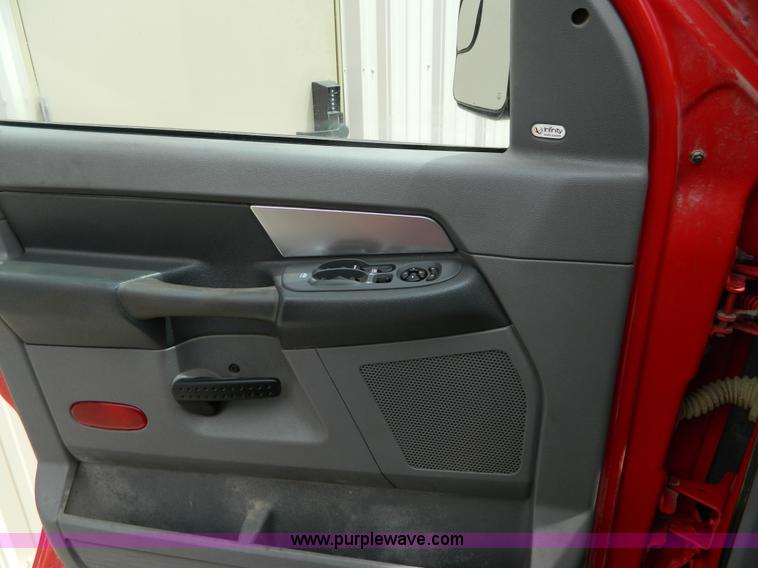 image for item K8095 2009 Dodge Ram 2500 Quad Cab utility truck