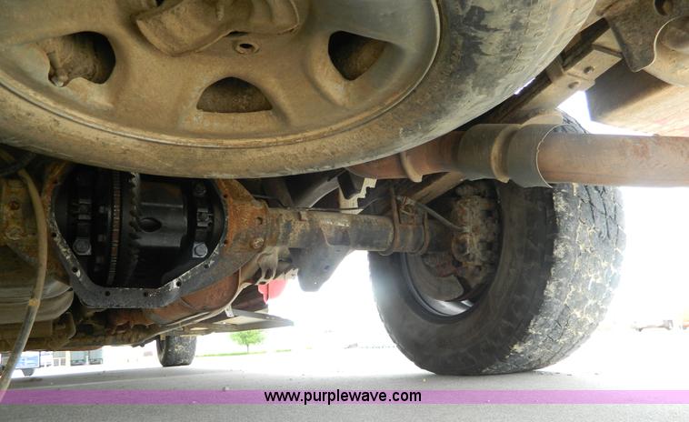 image for item K8095 2009 Dodge Ram 2500 Quad Cab utility truck