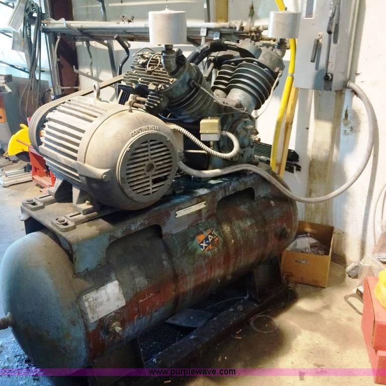 Air compressor in Kansas City, MO Item D1513 sold Purple Wave