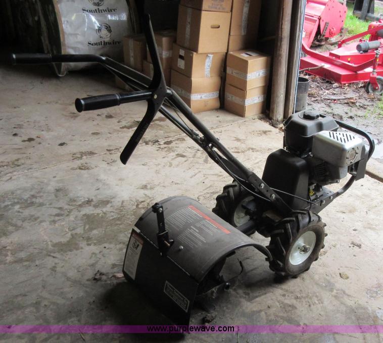 image for item BA9273 2010 Snapper tiller