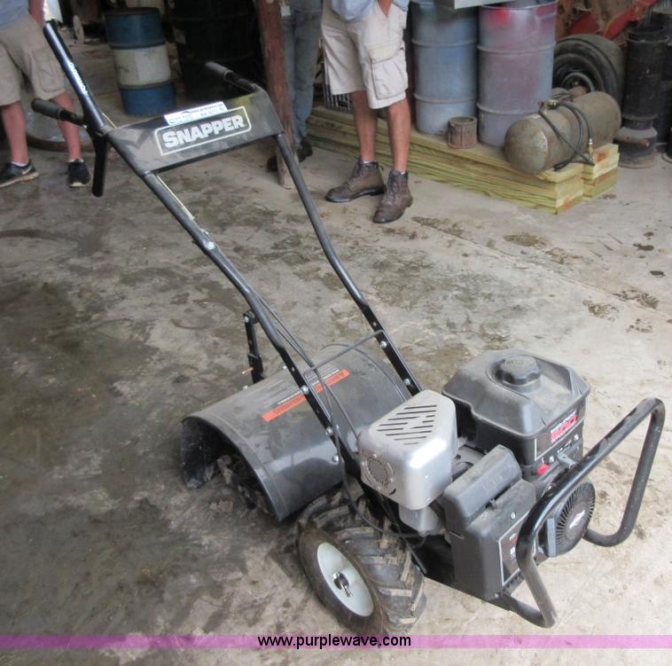 image for item BA9273 2010 Snapper tiller