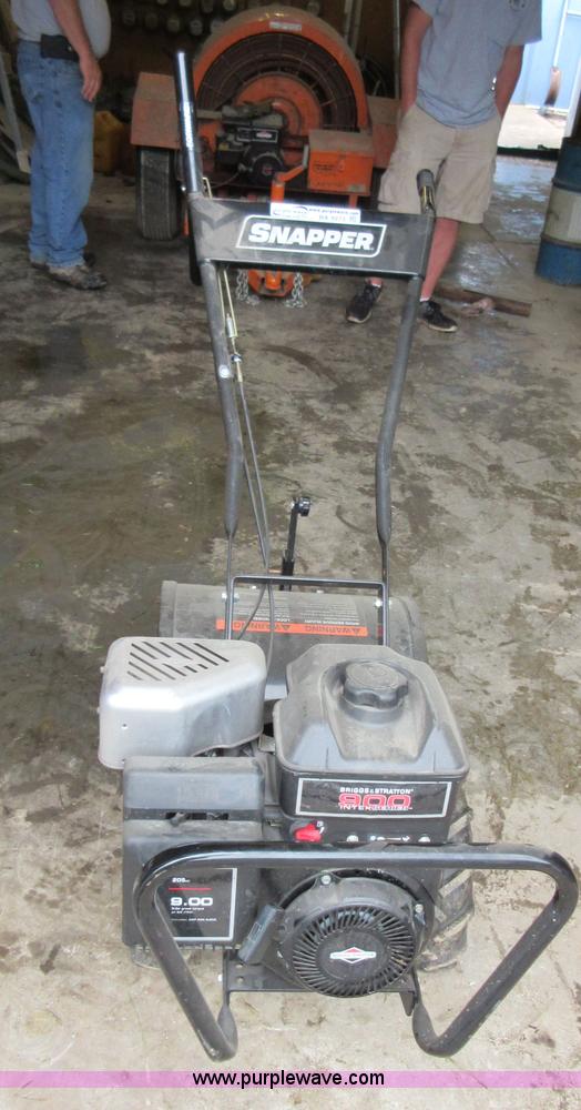 image for item BA9273 2010 Snapper tiller