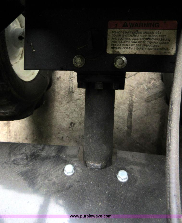 image for item BA9273 2010 Snapper tiller