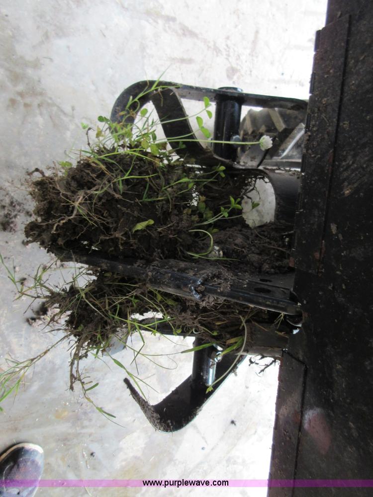 image for item BA9273 2010 Snapper tiller