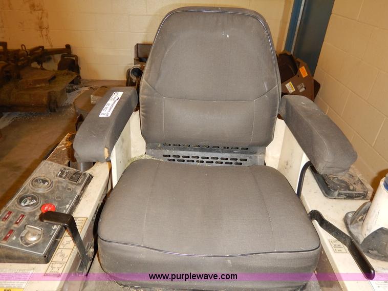 image for item BC9422 Grasshopper 428D lawn mower