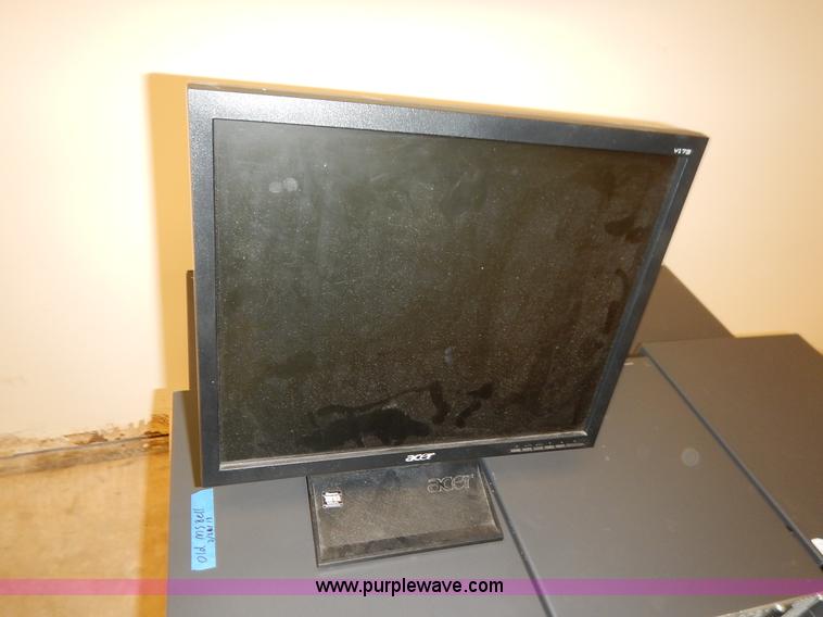 image for item BC9432 (50) Lenovo desktop computers