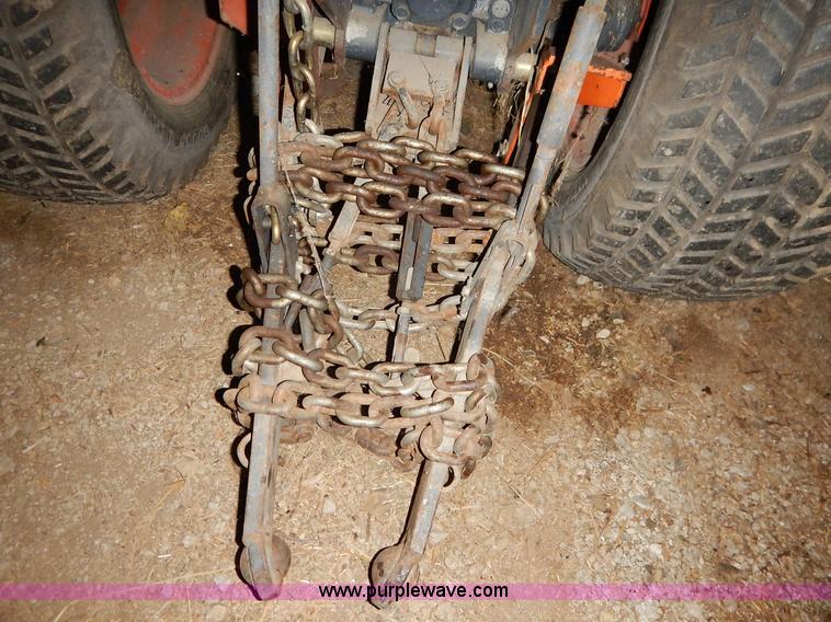 image for item BC9472 Kubota B7100HST MFWD tractor