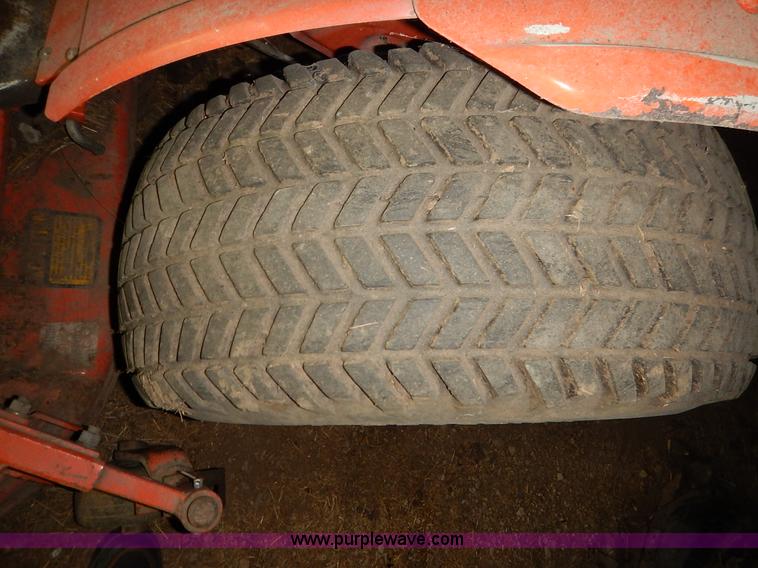 image for item BC9472 Kubota B7100HST MFWD tractor