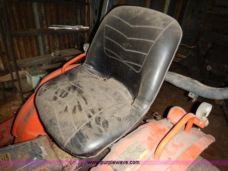 image for item BC9472 Kubota B7100HST MFWD tractor