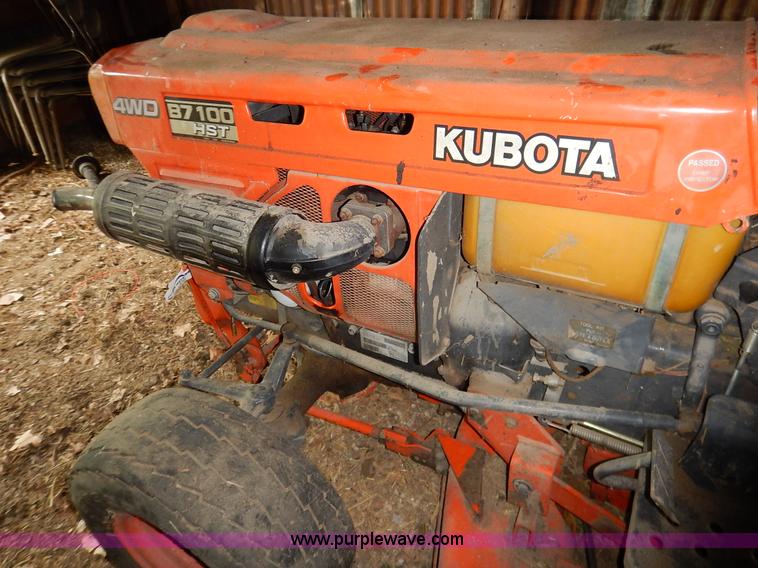 image for item BC9472 Kubota B7100HST MFWD tractor