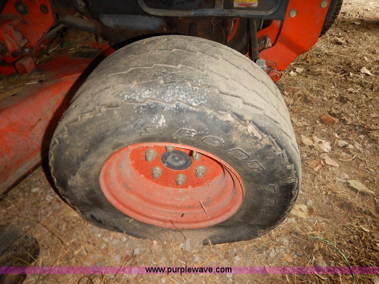 image for item BC9472 Kubota B7100HST MFWD tractor