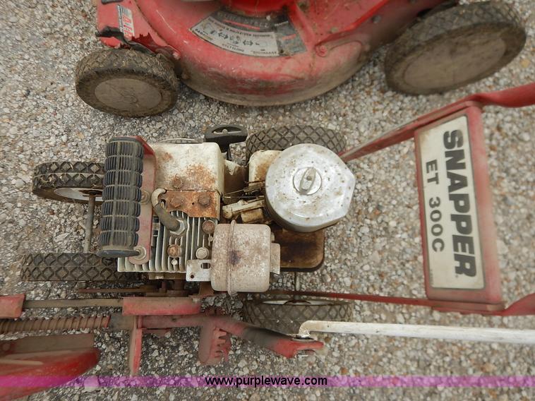 image for item BC9475 Assorted lawn equipment