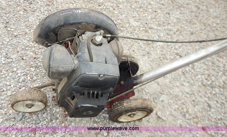 image for item BC9475 Assorted lawn equipment