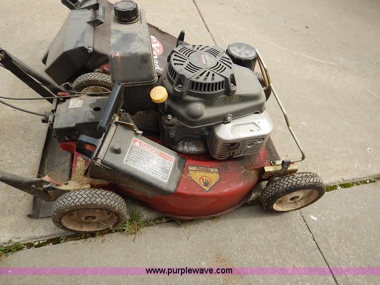 image for item BC9477 Assorted lawn equipment