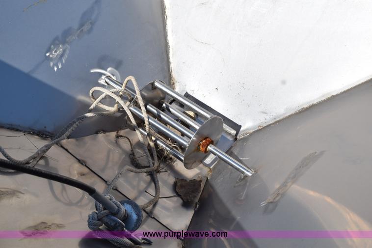 image for item BG9969 Turf Buddy spreader