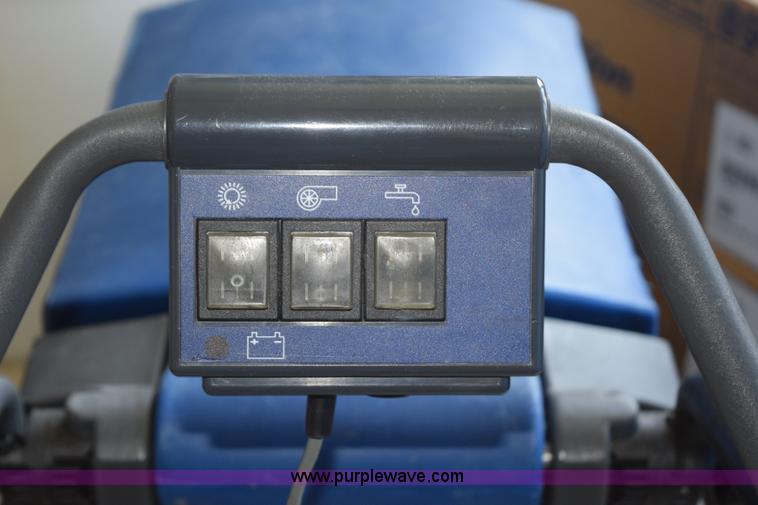 image for item BG9970 Kent Select Scrub 17 scrubber