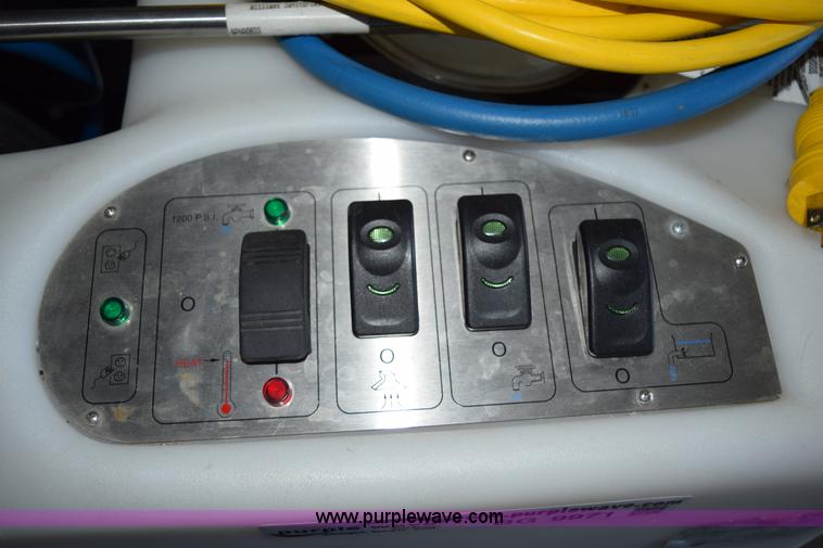 image for item BG9971 King Cobra 1200 ProDual surface cleaner