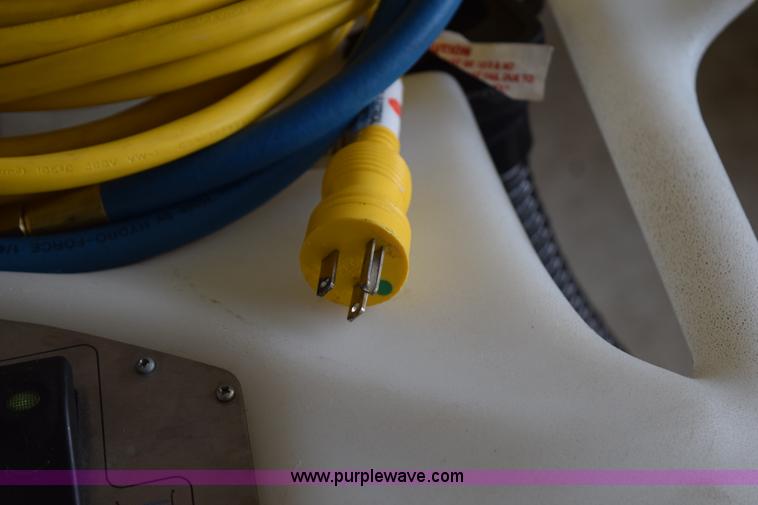 image for item BG9971 King Cobra 1200 ProDual surface cleaner