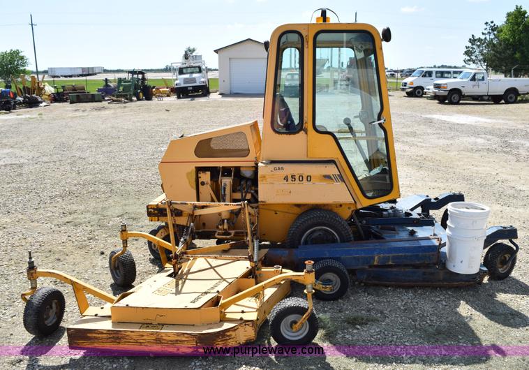 image for item BG9973 Hustler 4500 lawn mower