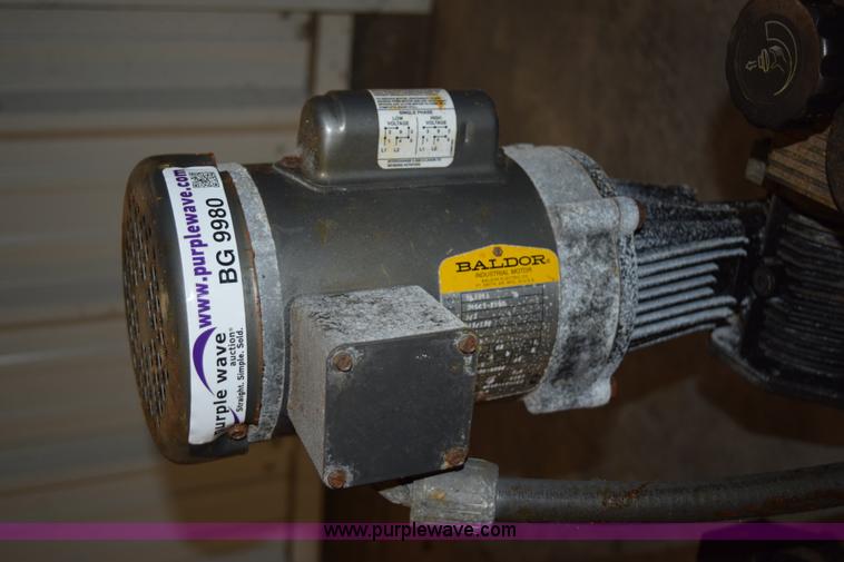 image for item BG9980 (8) Pulsar Shadow 25BB pumps