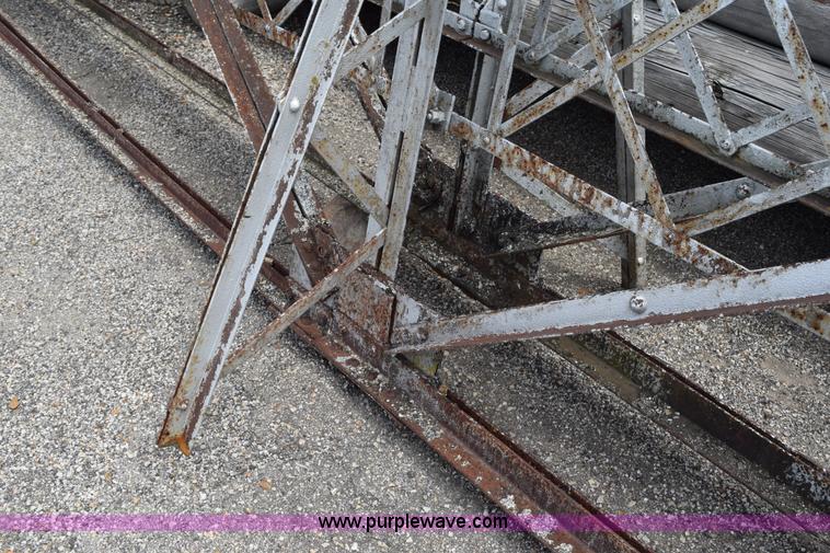 image for item BG9984 Walking bridge