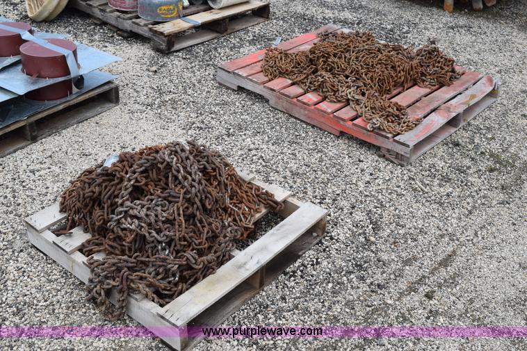 image for item BG9987 (14) assorted tire chains