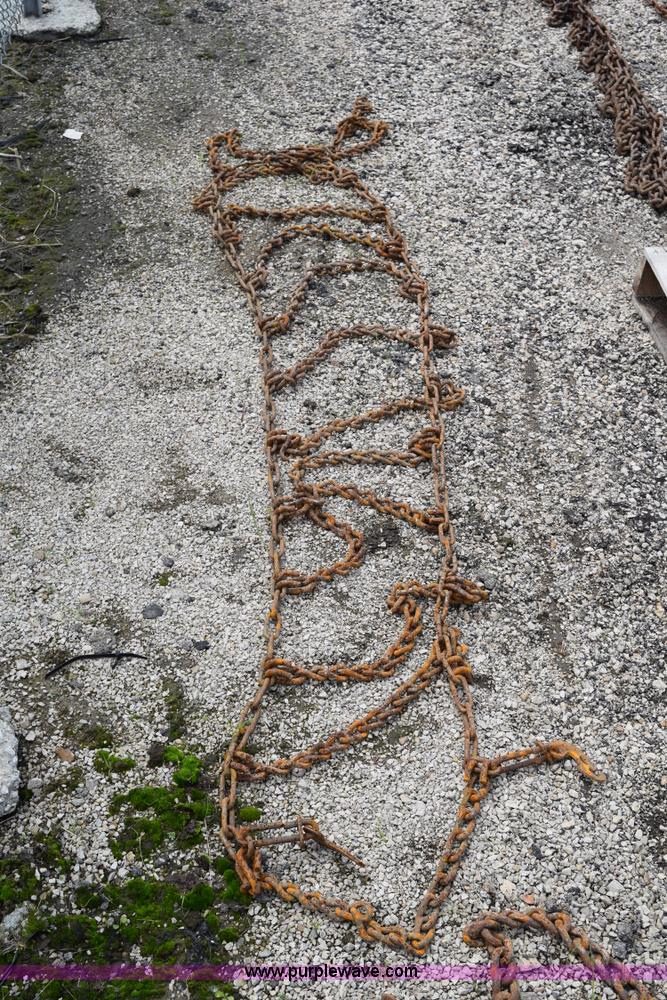 image for item BG9987 (14) assorted tire chains