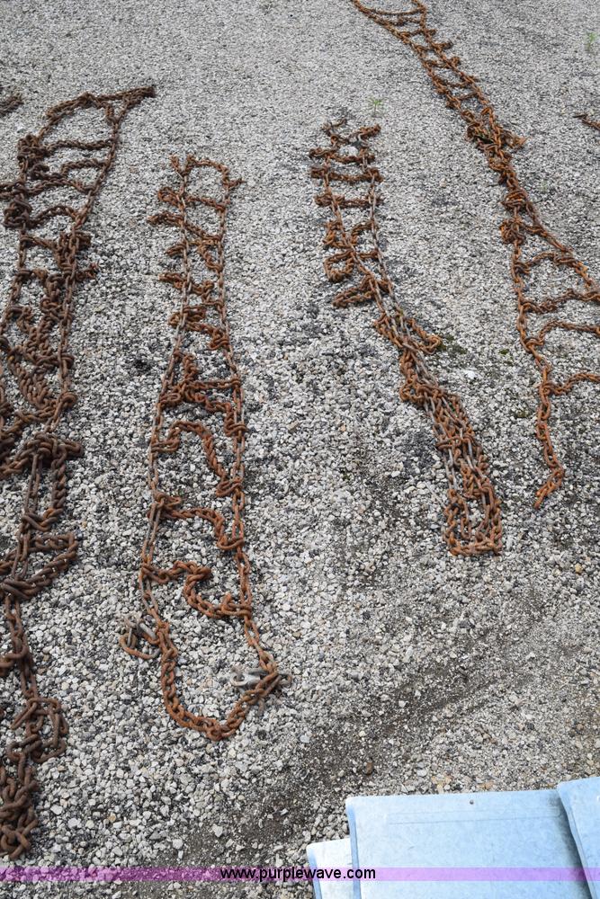 image for item BG9987 (14) assorted tire chains