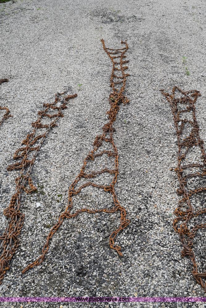 image for item BG9987 (14) assorted tire chains