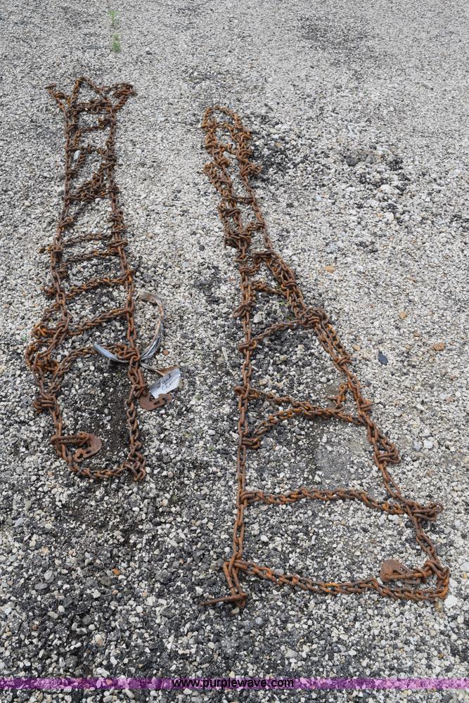 image for item BG9987 (14) assorted tire chains