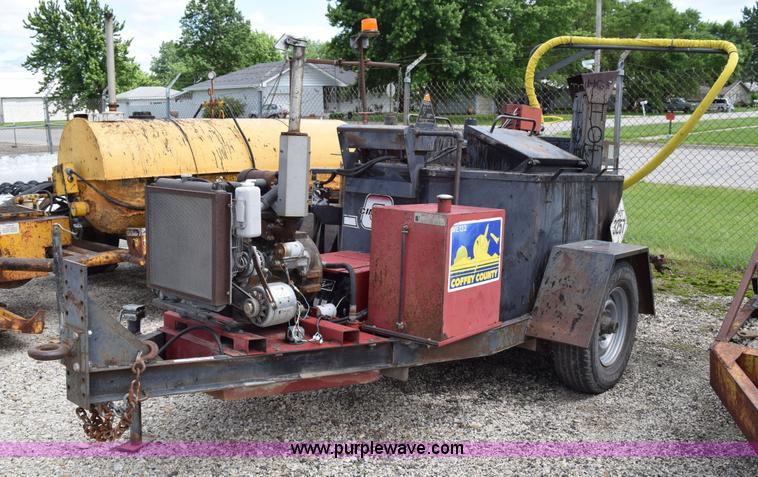 image for item BG9992 1999 Cimline crack fill machine