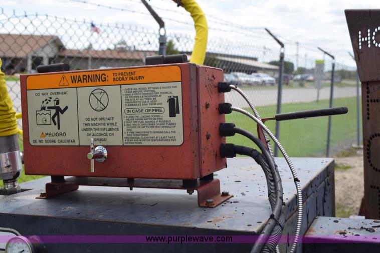 image for item BG9992 1999 Cimline crack fill machine