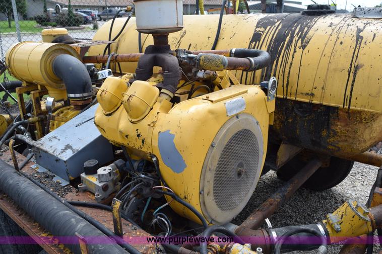 image for item BG9993 1984 AMZ pothole patching machine