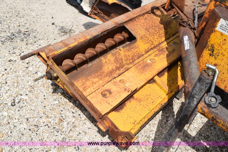image for item BG9993 1984 AMZ pothole patching machine