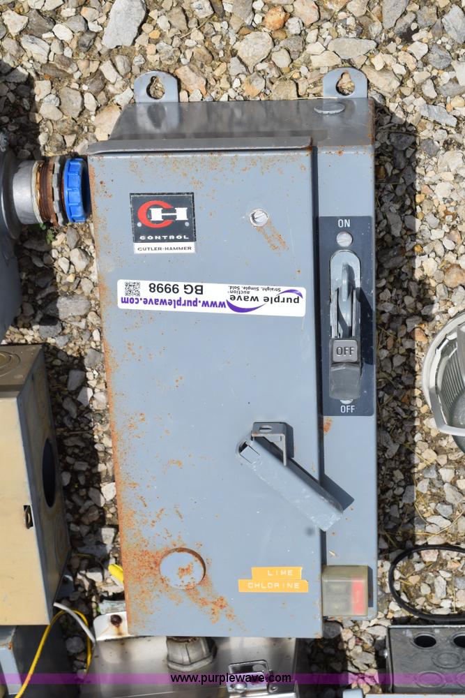 image for item BG9998 Assorted electrical equipment