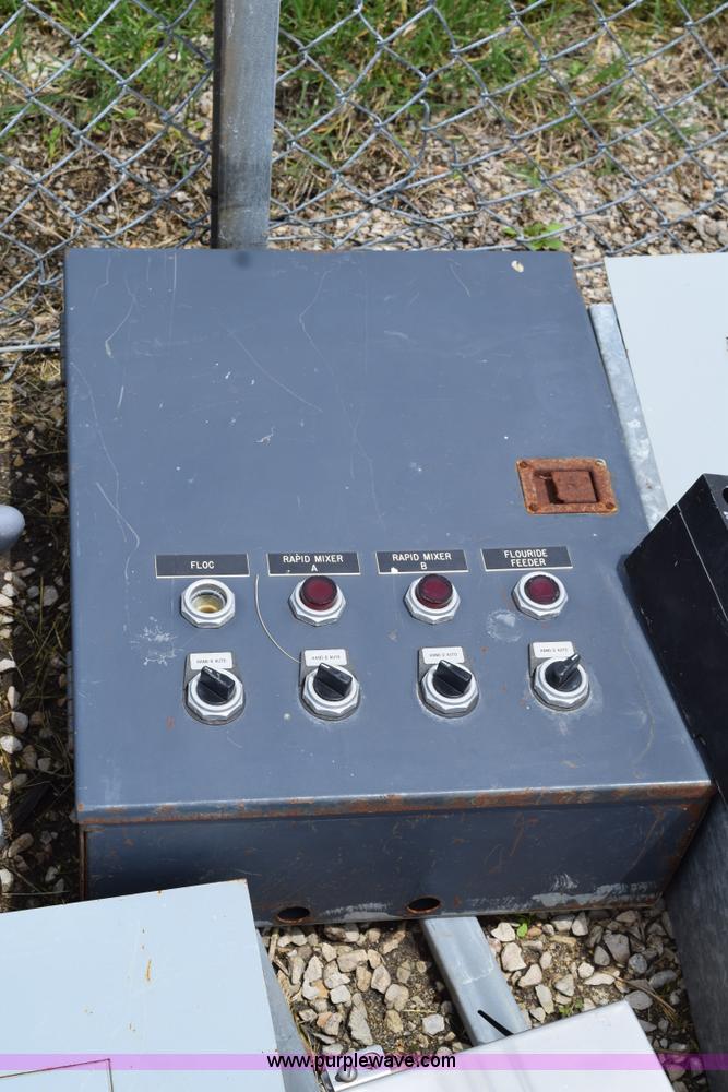 image for item BG9998 Assorted electrical equipment