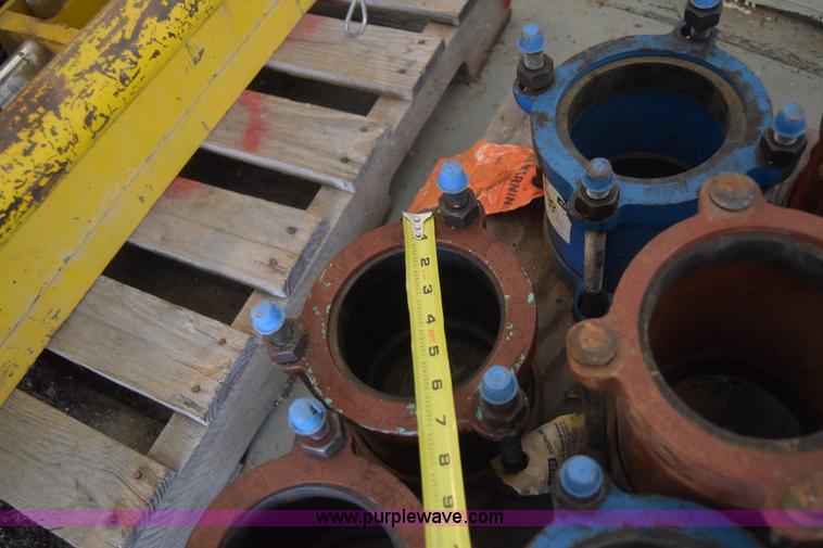 image for item BM9841 Assorted pipe couplers