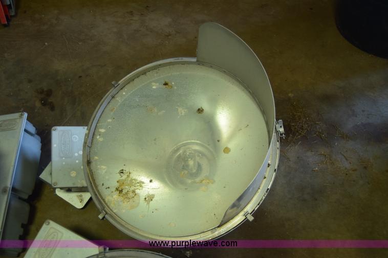 image for item BM9875 Assorted lights