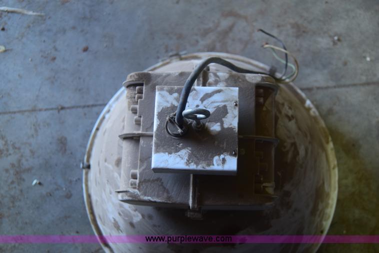 image for item BM9875 Assorted lights