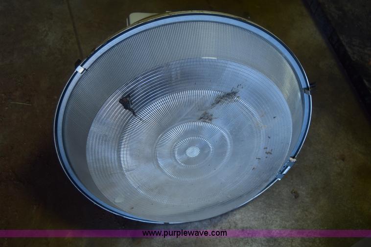 image for item BM9875 Assorted lights