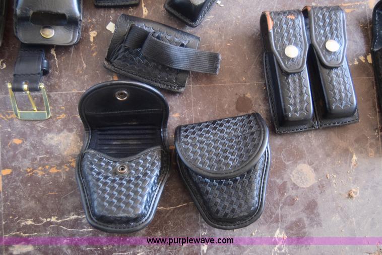 image for item BM9879 Gun belt